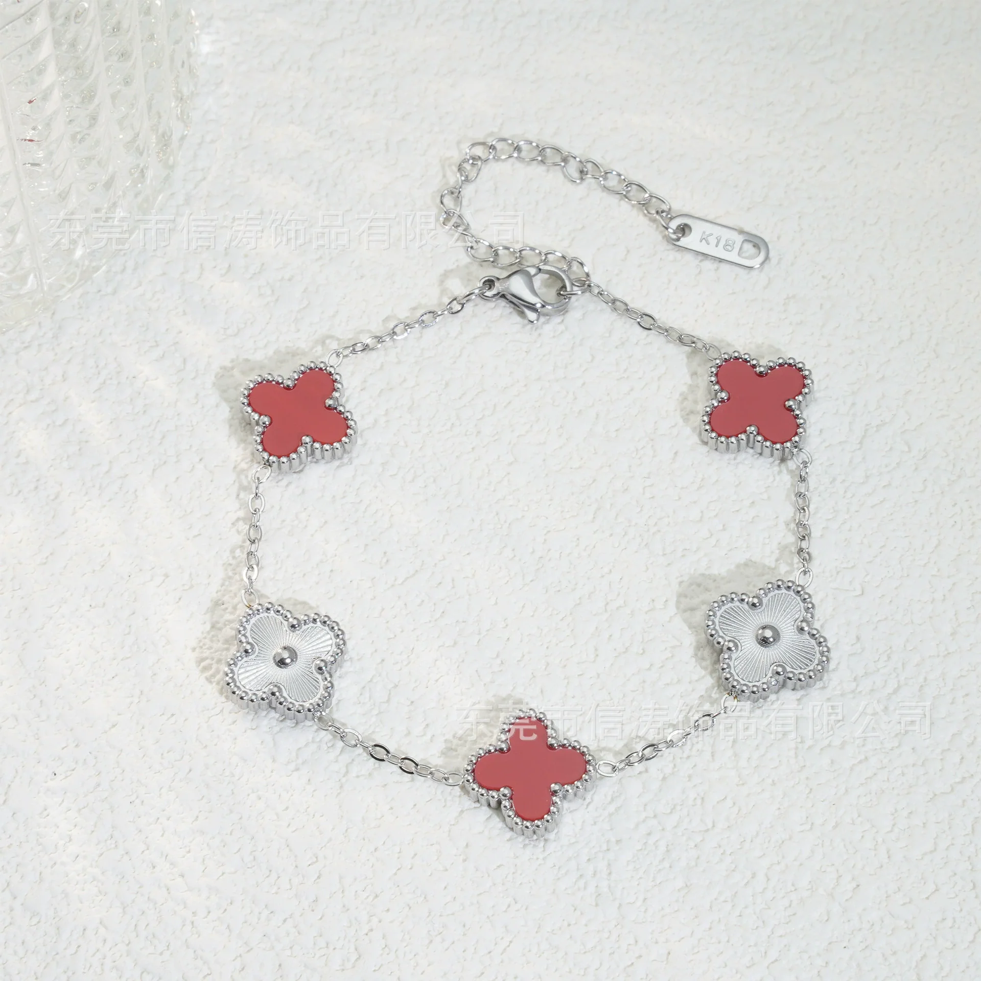 Wholesale Retro Floral Stainless Steel 18K Gold Plated Lucky Clover Bracelet For Men And Women - Image 17