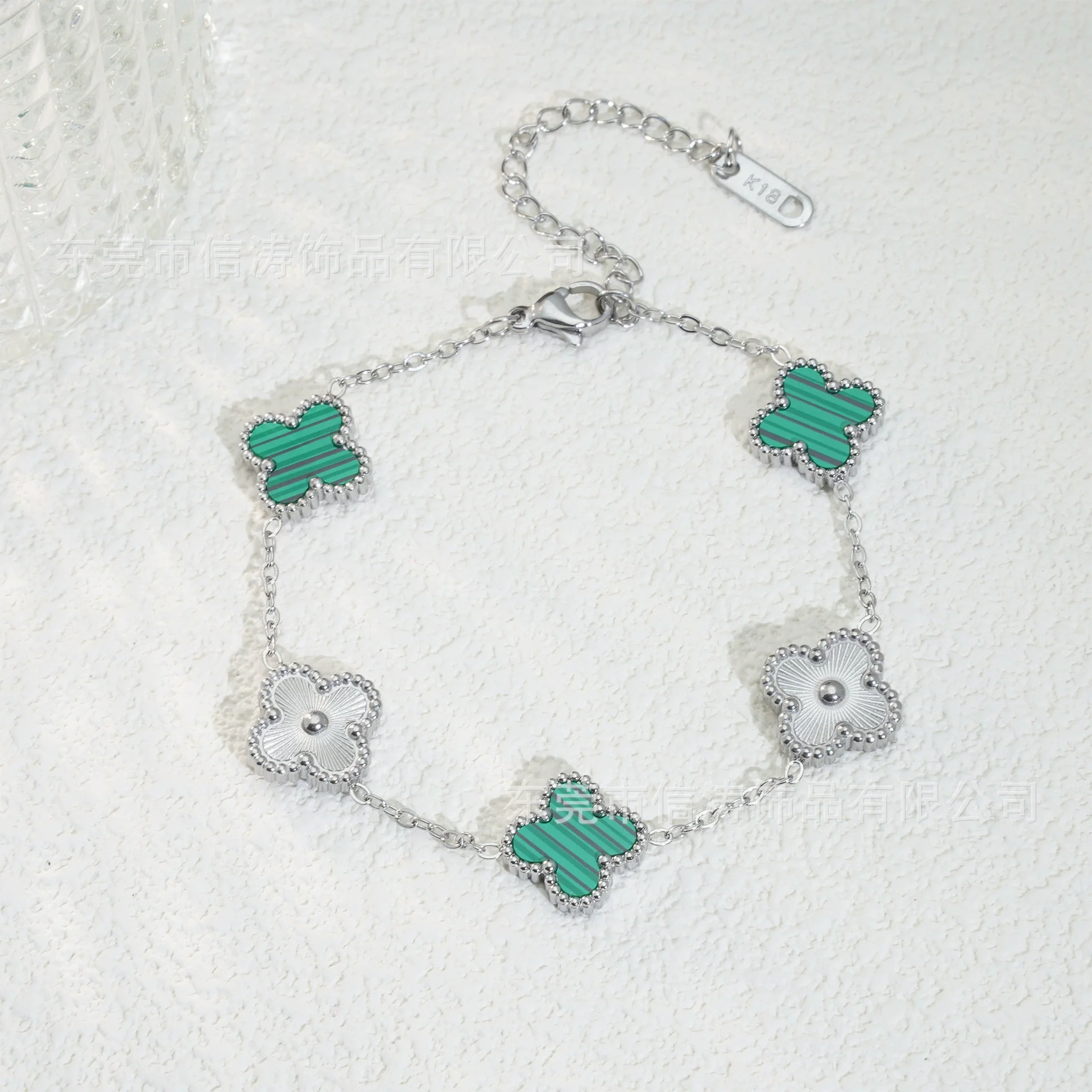 Wholesale Retro Floral Stainless Steel 18K Gold Plated Lucky Clover Bracelet For Men And Women - Image 18