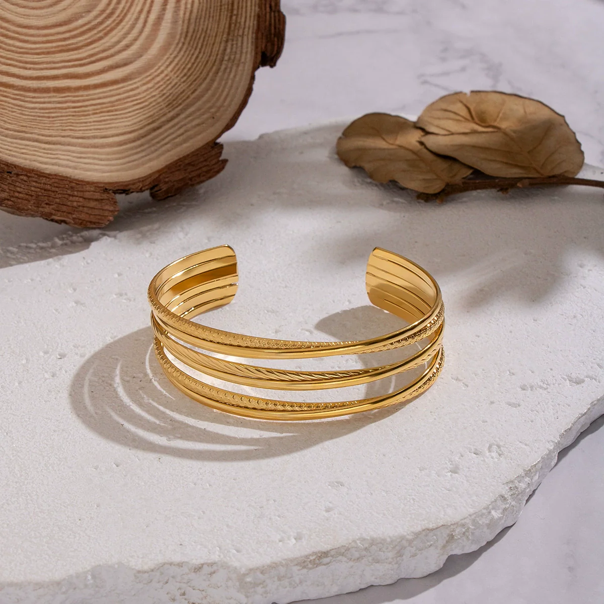 Wholesale Retro Geometric Electroplated Stainless Steel Multilayered Open Bracelet Jewelry For Girls - Image 2