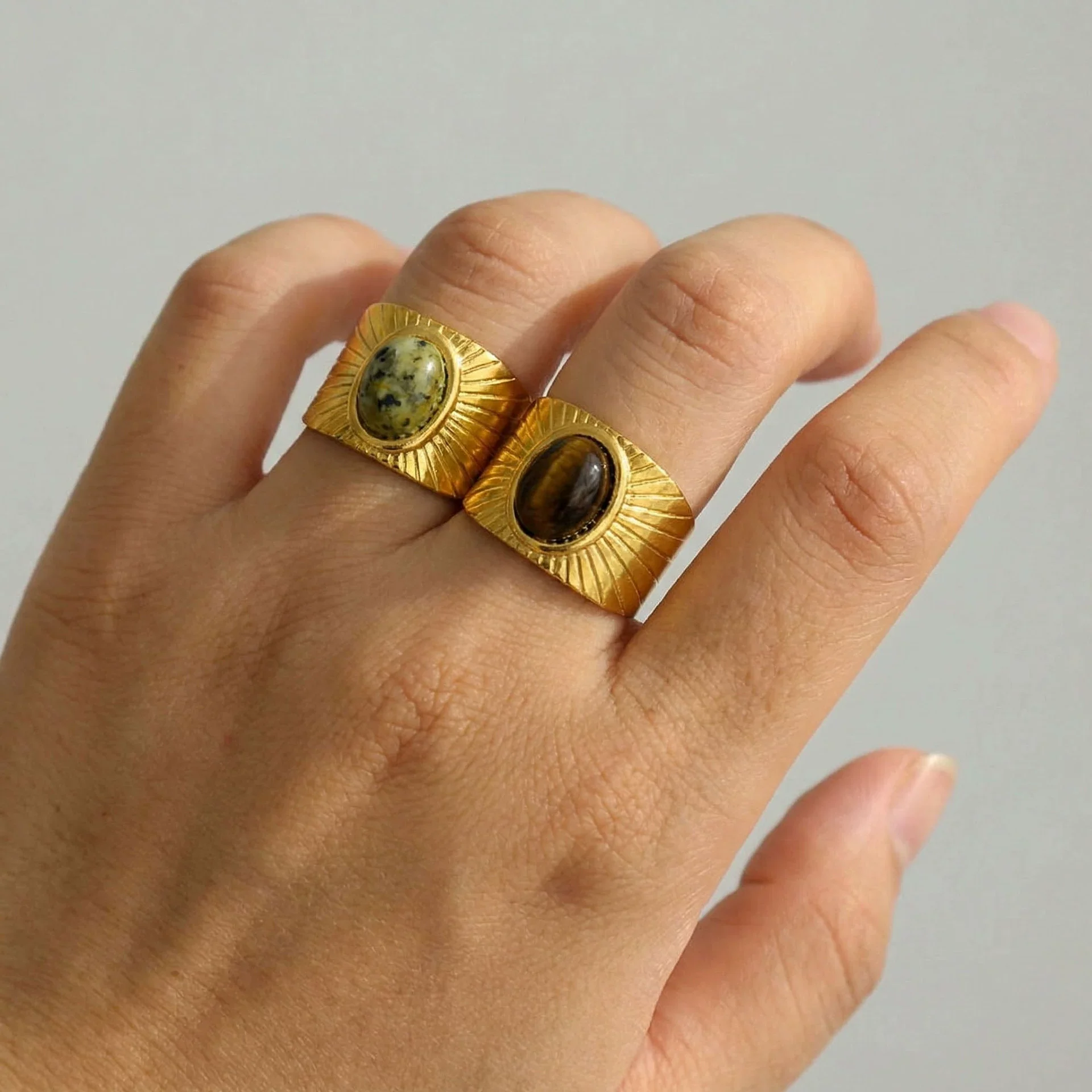 Wholesale Retro Geometric Emerald Stone Colorful Natural Stone 18K Gold Plated Stainless Steel Ring For Women - Image 5