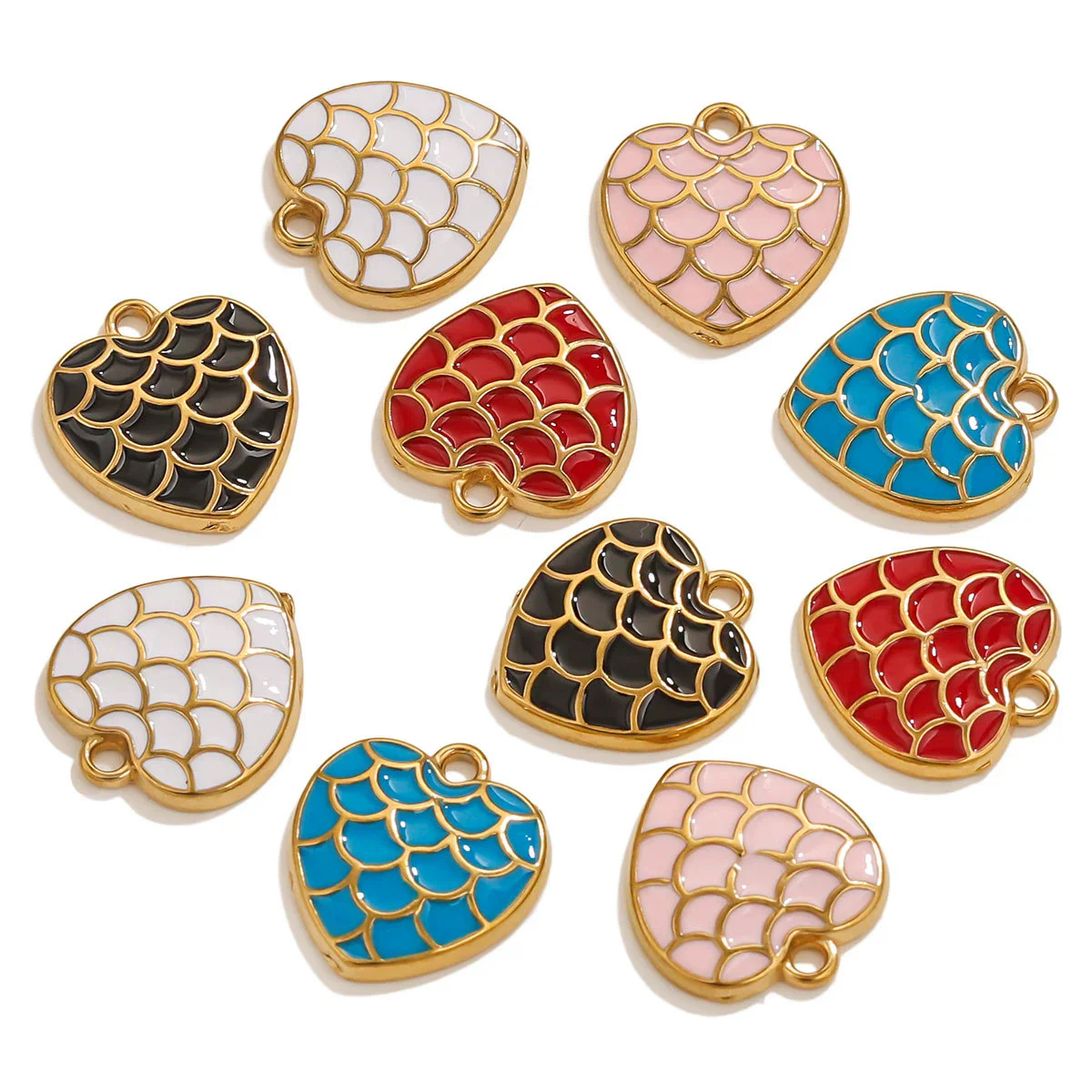 Wholesale Retro Love Shape Stainless Steel Pendant With Dragon Scale Corrugated Design And Electroplating Treatment - Image 3