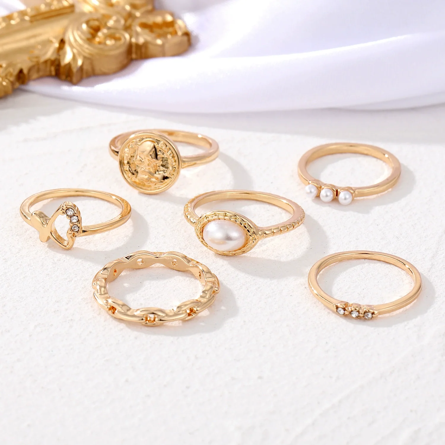 Wholesale Retro Pearl Alloy Ring With Geometric Pattern Hollow And Butterfly Embossed Design Unisex - Image 4