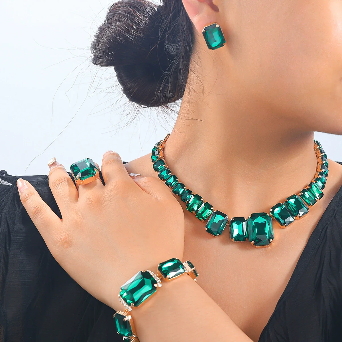 Wholesale Rhinestone Jewelry Exaggerated Geometric Inlay Square Necklace Earrings Bracelet Set For Women