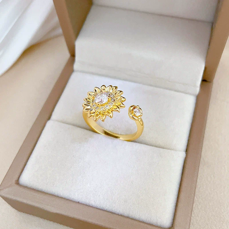 Wholesale Ring Brass Electroplating Crown Cartoon Style Luxury Flower Jewelry For Women - Image 2