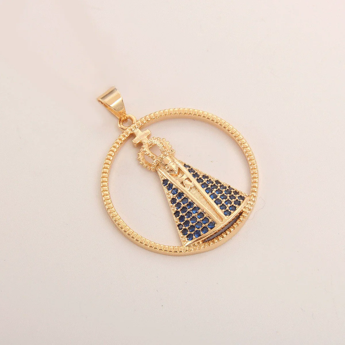 Wholesale Round Religious Pendant Copper 18K Gold Plated Vintage Charm Necklace For Women - Image 10