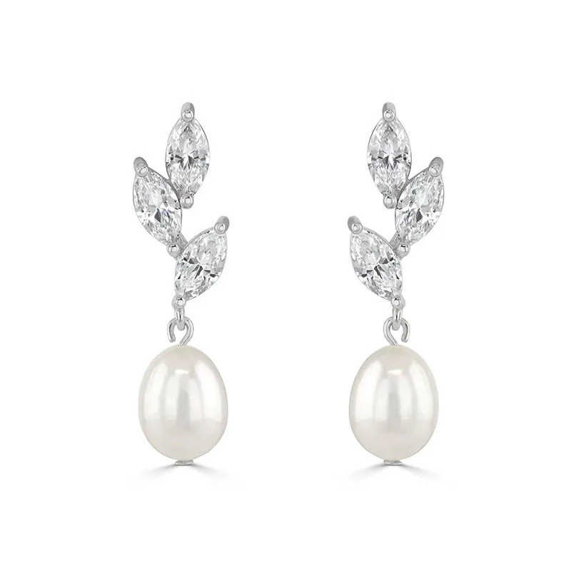 Wholesale S225 Imitation Pearl Leaf Geometric Style Electroplated Inlaid Zircon Earrings For Women - Image 5
