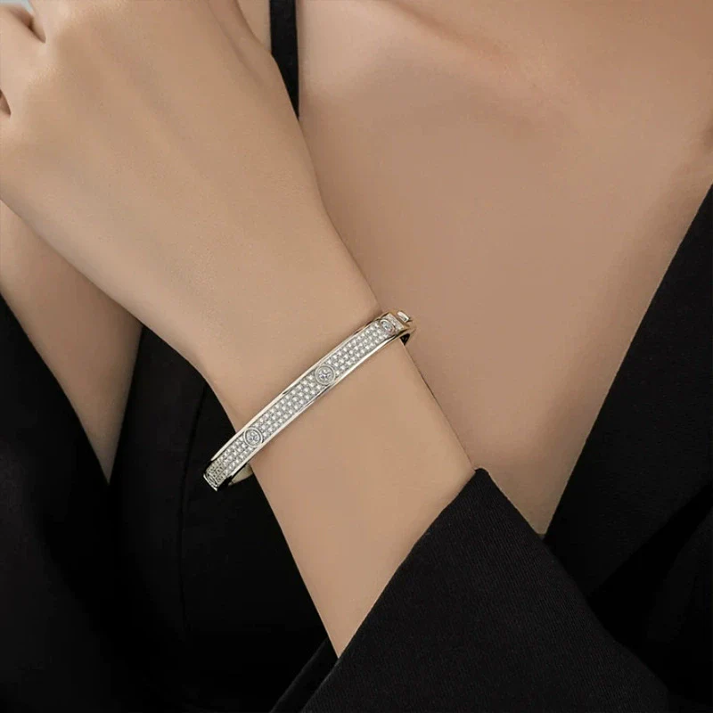 Wholesale S225 Sterling Silver Moissanite Star Fashion Geometric Diamond Set Bracelet - Image 3