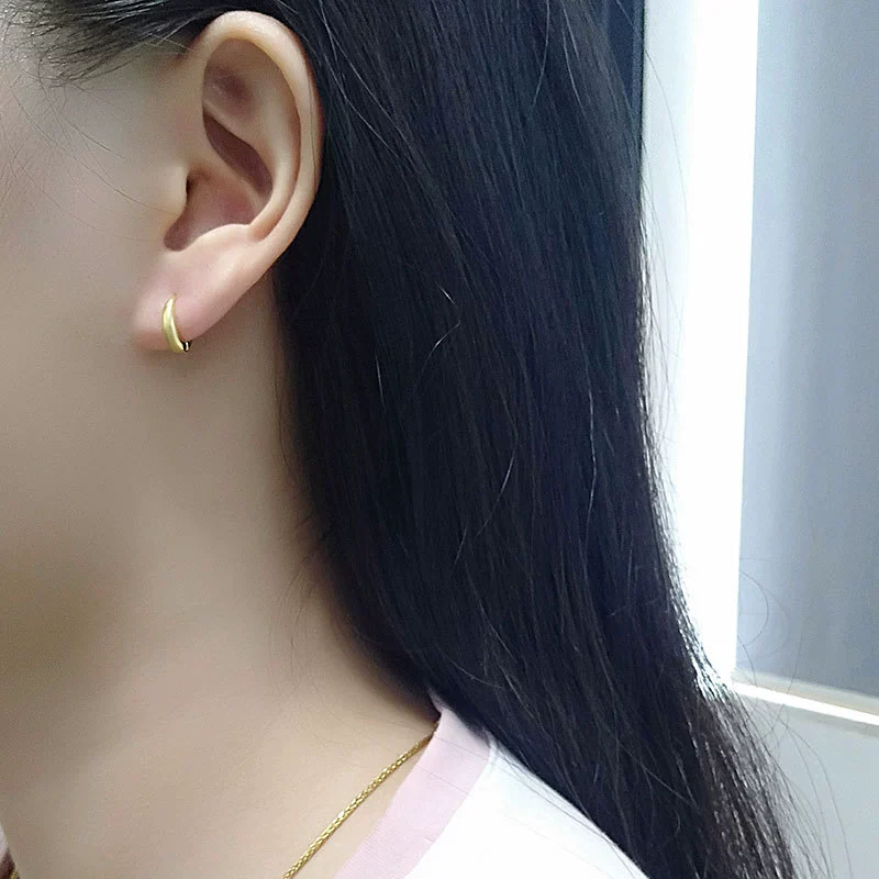 Wholesale S925 Sterling Silver Circle Earbuckle Earrings Ins Nordic Style - Image 4