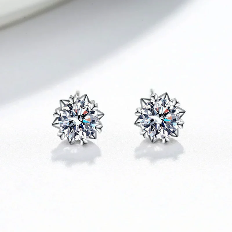 Wholesale S925 Sterling Silver Earrings With Six Claw Petals Moissanite And Eight Hearts Eight Arrows Design Electroplated - Image 3