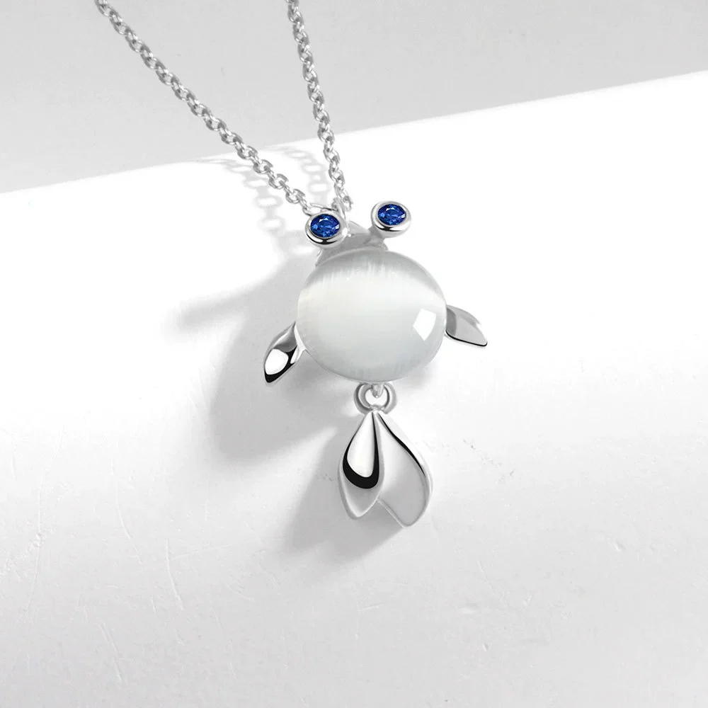 Wholesale S925 Sterling Silver Fish Shaped Pendant Necklace With Electroplating Treatment And Cross Chain - Image 6