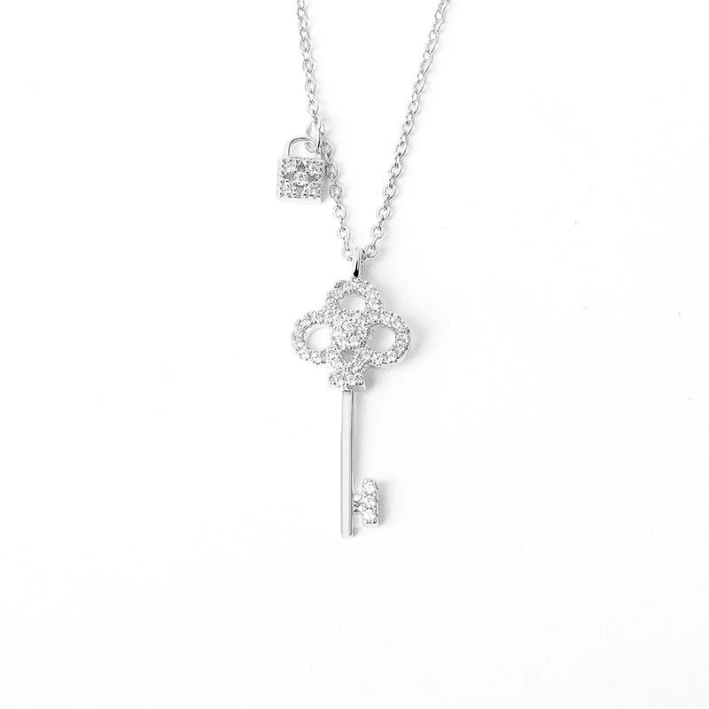 Wholesale S925 Sterling Silver Key Lock Necklace For Women With Cross Chain And Electroplating Treatment - Image 5
