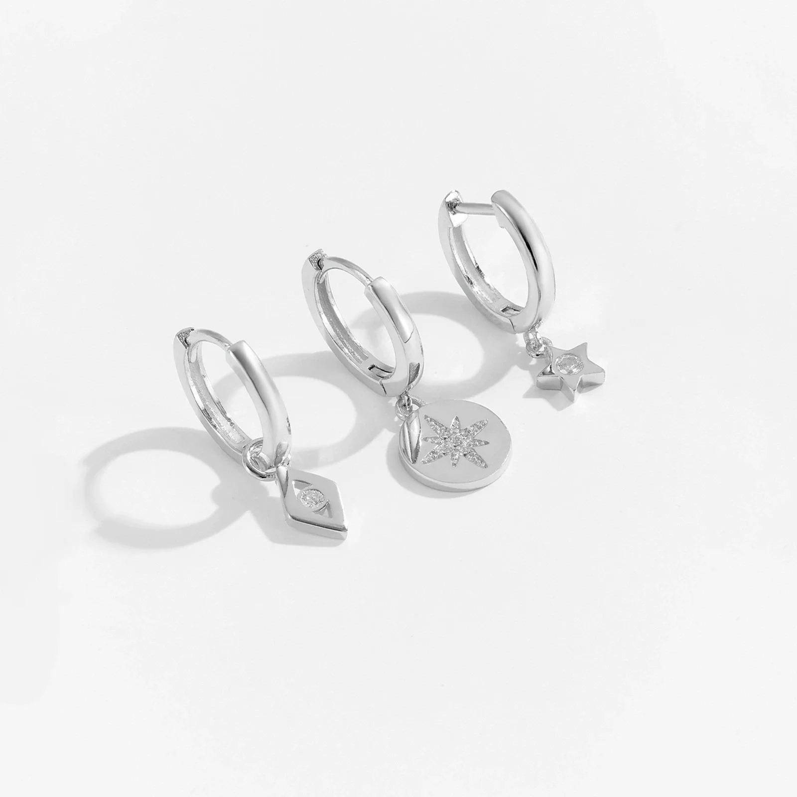 Wholesale S925 Sterling Silver Women's Irregular Design Earring With Platinum And 18K Gold Electroplating