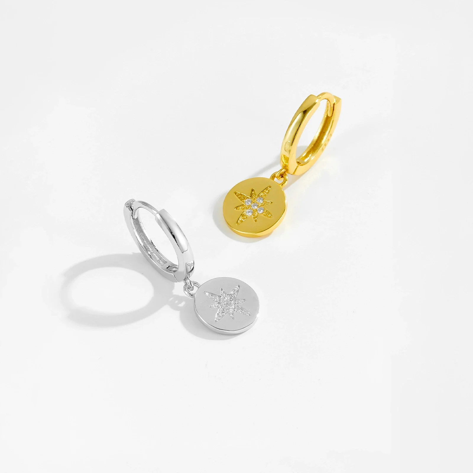 Wholesale S925 Sterling Silver Women's Irregular Design Earring With Platinum And 18K Gold Electroplating - Image 4