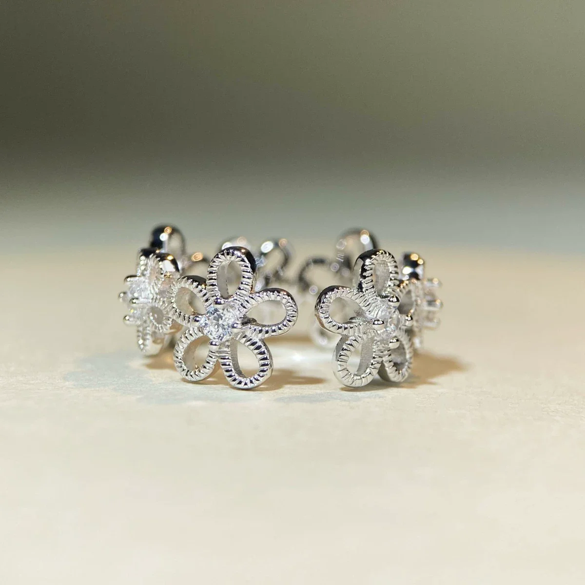 Wholesale Silver Daisy Open Ring Handmade Retro Carved Electroplated For Women - Image 2