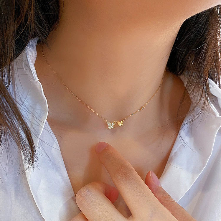 Wholesale Silver Double Butterfly Necklace With Diamonds And 18K Gold Plated Animal Style - Image 2