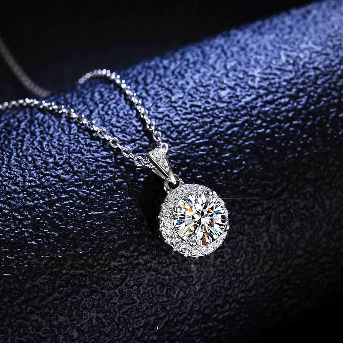 Wholesale Silver Pendant Necklace With Geometric Design And Snake Bone Chain - Image 2