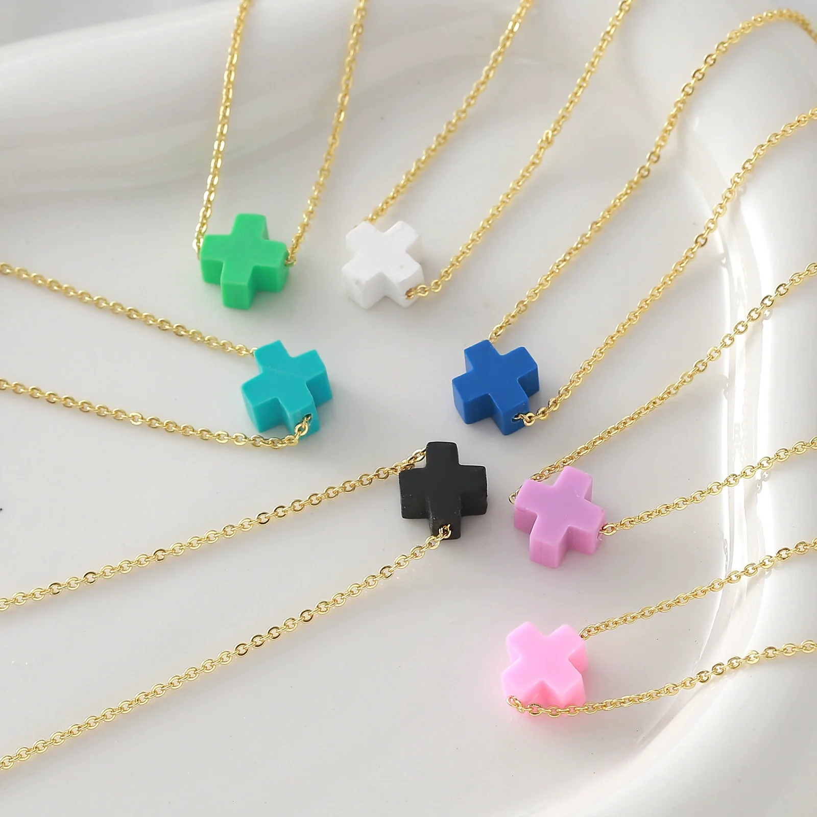 Wholesale Simple Colorful Cross Necklace With O Word Chain Electroplated Copper And Soft Clay Pendant Unisex Light Luxury Jewelry - Image 3