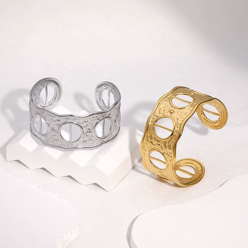 Wholesale Simple Electroplated Stainless Steel Bracelet