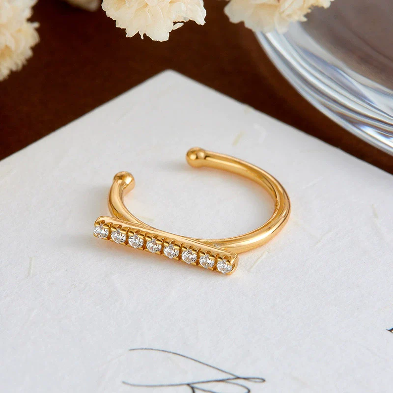 Wholesale Simple Geometric 925 Silver And Zircon Electroplated 14K Gold Ear Cuffs Unisex Jewelry Accessories - Image 2