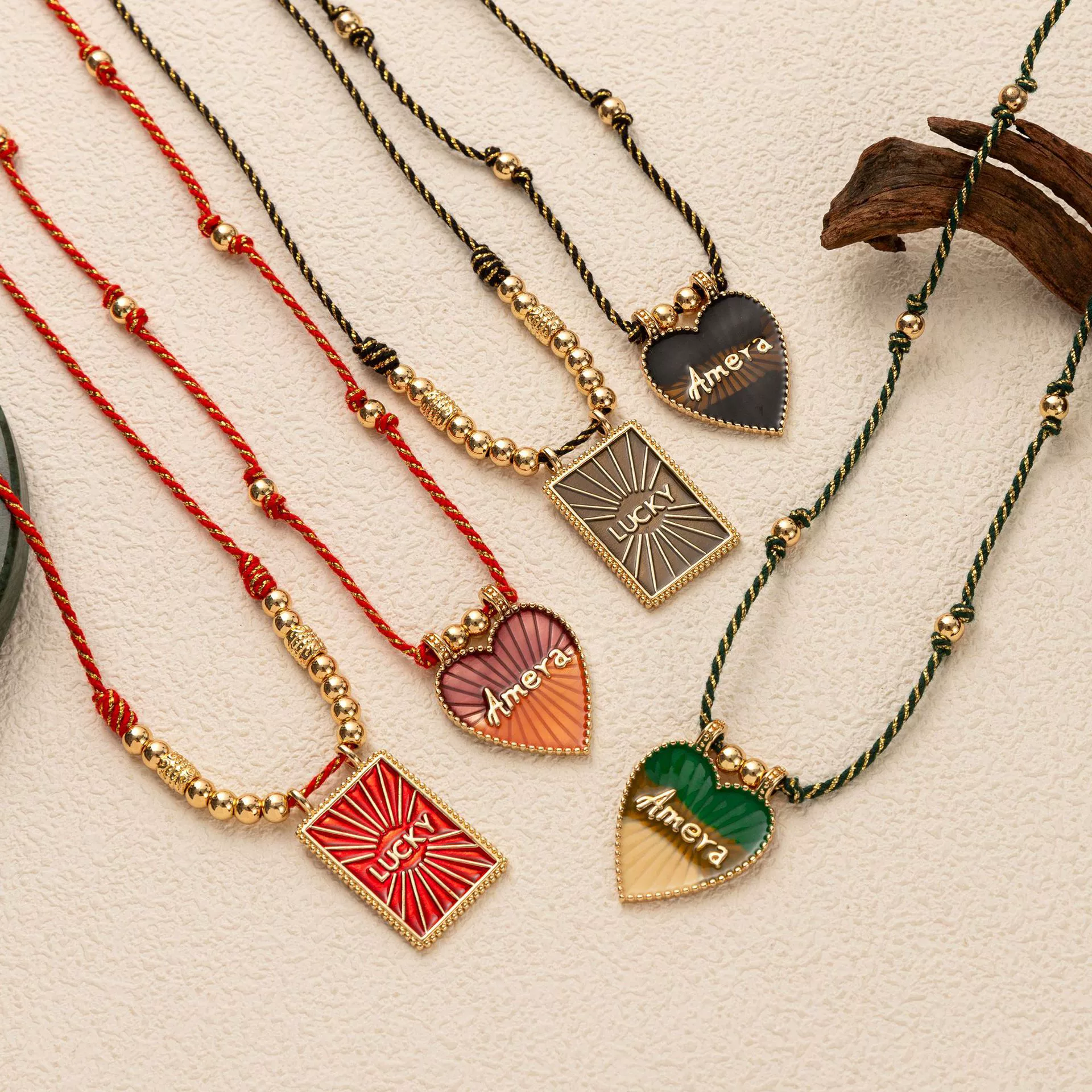 Wholesale Simple Geometric Heart Shaped Copper Goldplated Tarot Card Pendant Necklace For Unisex - Image 3