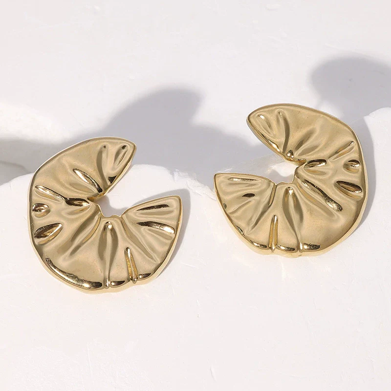 Wholesale Simple Geometric Stainless Steel Electroplated Earrings For Women - Image 4