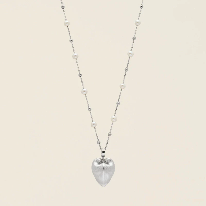 Wholesale Simple Heart Shape Gold Electroplated Copper Pearl Necklace For Unisex - Image 10
