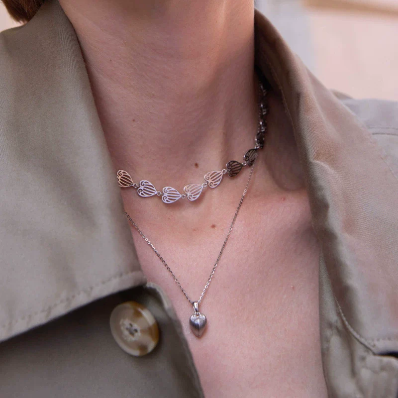 Wholesale Simple Heart Shape Gold Electroplated Copper Pearl Necklace For Unisex - Image 4