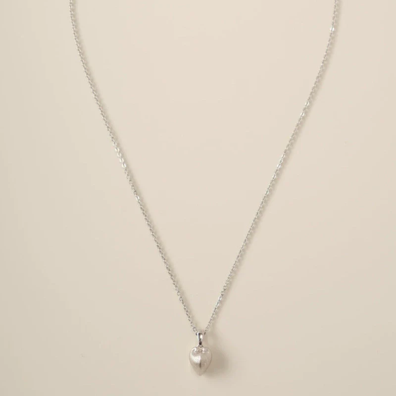 Wholesale Simple Heart Shape Gold Electroplated Copper Pearl Necklace For Unisex - Image 7
