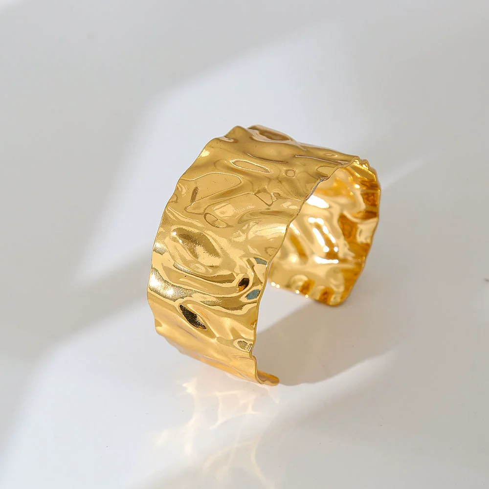 Wholesale Simple Stainless Steel 18K Gold Plated Open Wave Glossy Bracelet For Women - Image 6