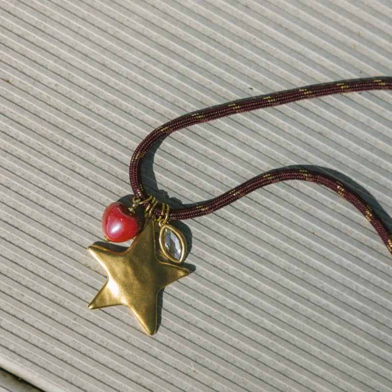 Wholesale Stacking Style Heart Fivepointed Star Pendant Necklace Electroplated 18K Gold Stainless Steel For Women - Image 4