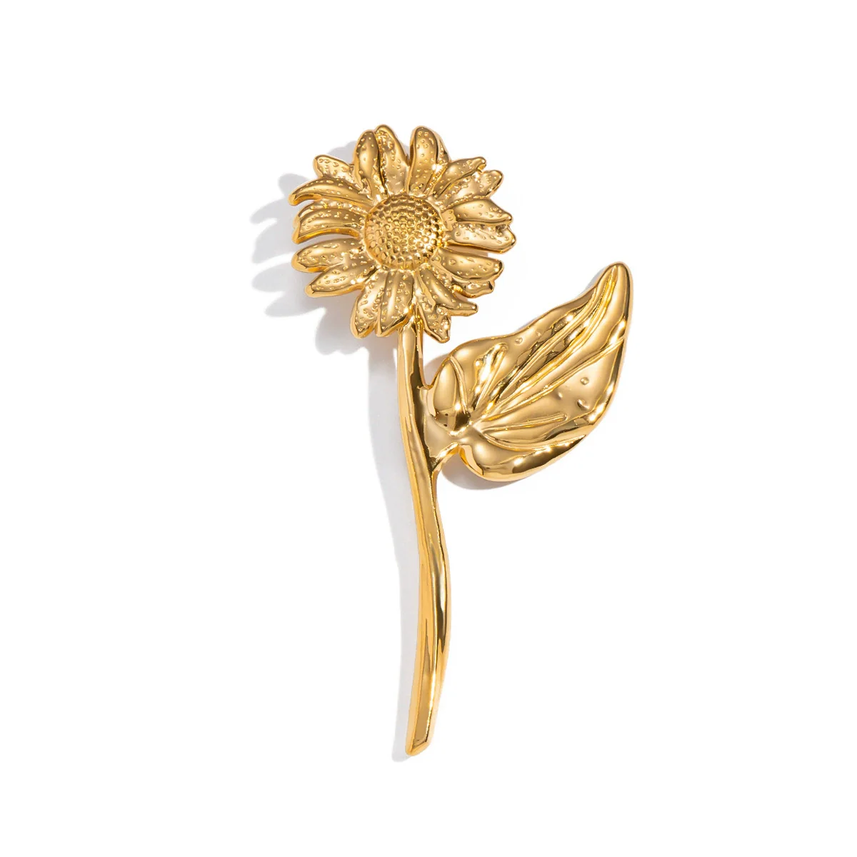 Wholesale Stainless Steel 18K Real Gold Electroplated Pastoral Style Flower Pattern Brooch Jewelry For Women - Image 5