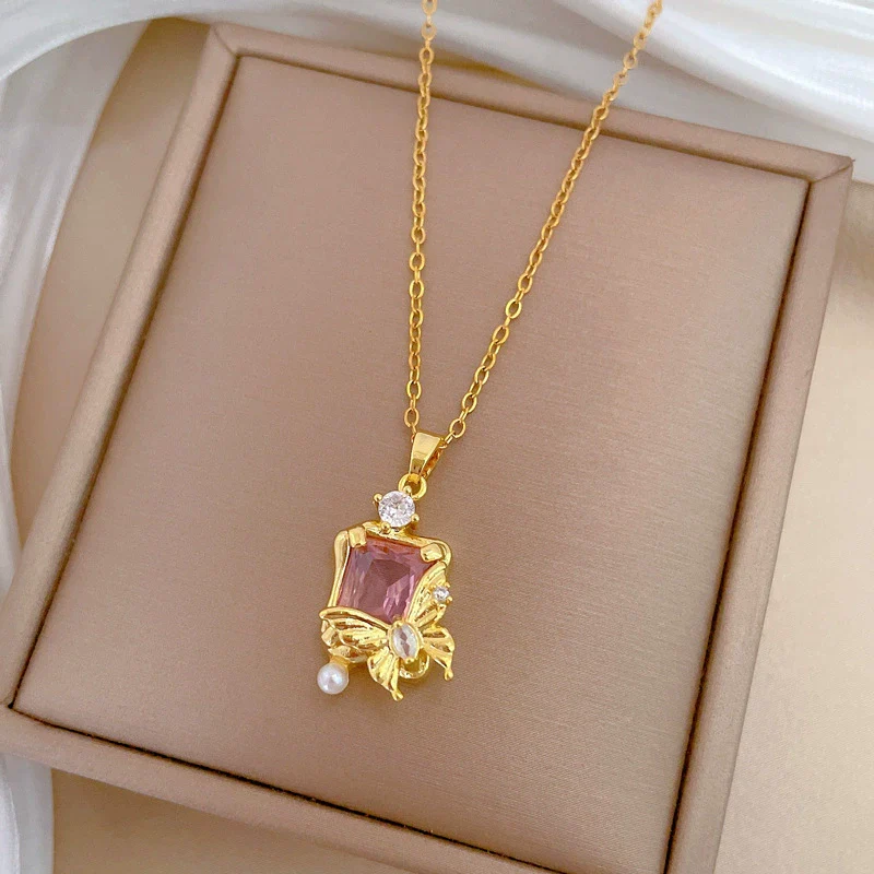 Wholesale Stainless Steel And Copper Jewelry Geometric Pearl Butterfly Zircon Light Luxury Elegant Gorgeous Diamond Necklace Unisex Allmatch Clavicle Chain - Image 4