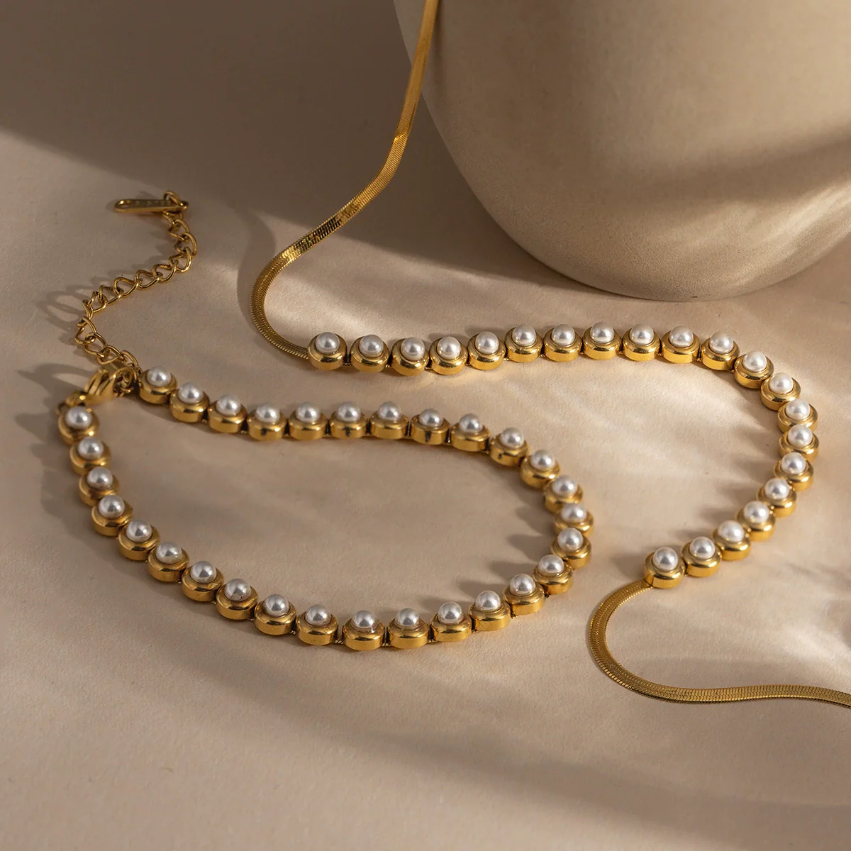 Wholesale Stainless Steel And Titanium Steel Electroplated Geometric Pearl Jewelry Set For Women Necklaces And Bracelets - Image 2