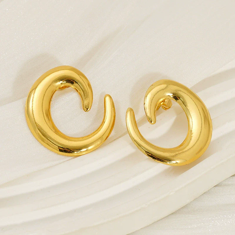Wholesale 316L Stainless Steel Cshaped Retro Style Electroplated Women's Earrings - Image 3