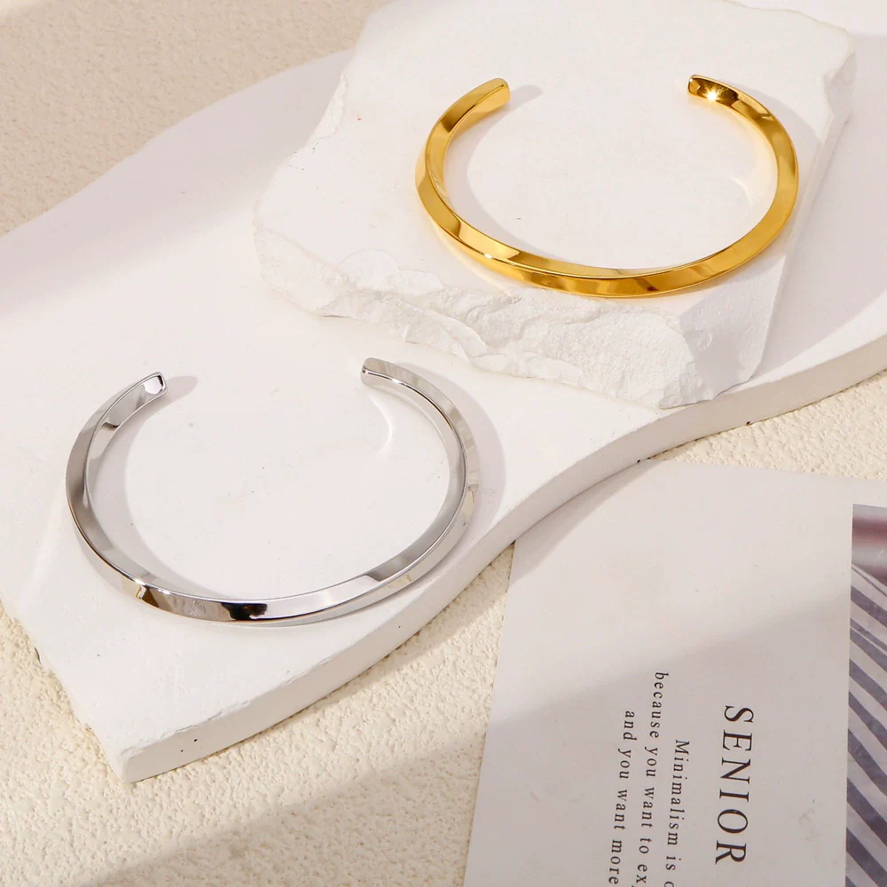 Wholesale Stainless Steel Cshaped Spiral Twist Joker Geometric Electroplated Fashion Commuter Summer Bracelet - Image 3