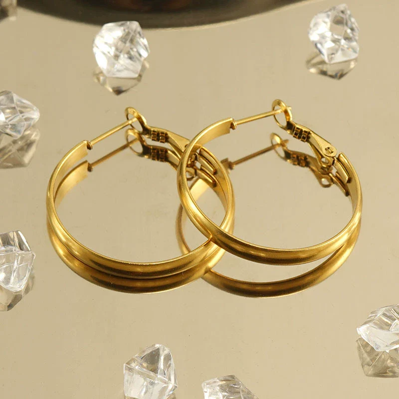Wholesale 316L Stainless Steel Earrings Geometric Fashion Electroplating Style For Women - Image 4