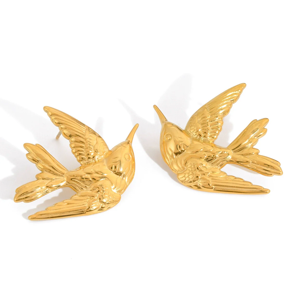 Wholesale Stainless Steel Electroplated 18K Gold Geometric Animal Shape Women's Earrings - Image 5