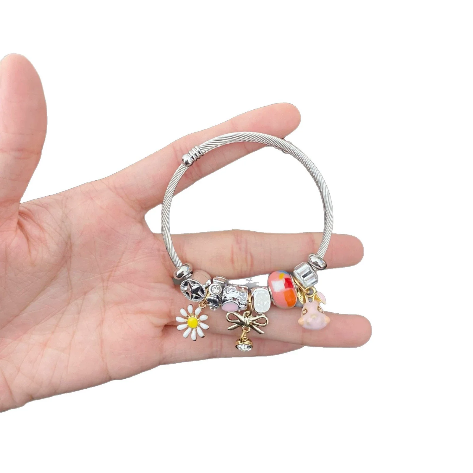 Wholesale Stainless Steel Electroplated Cartoon Animal Daisy Rabbit Pendant Diy Beaded Bracelet For Women - Image 5