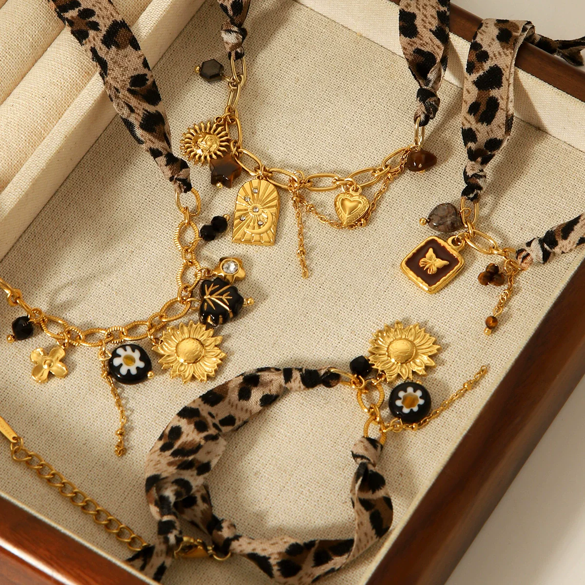 Wholesale Stainless Steel Electroplated Geometric Leopard Print Jewelry Pendant Necklace And Bracelet For Women - Image 4