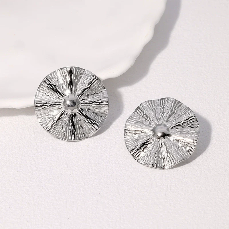 Wholesale Stainless Steel Electroplated Geometric Lotus Leaf Design Earrings For Women - Image 4