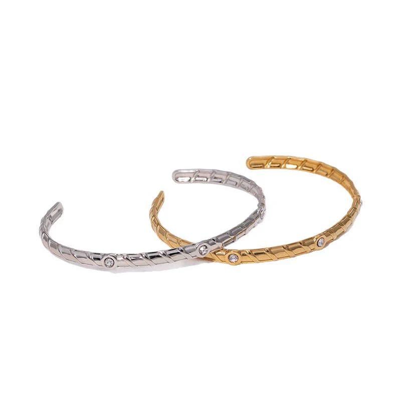 Wholesale Stainless Steel Electroplated Geometric Simple Bracelet - Image 5