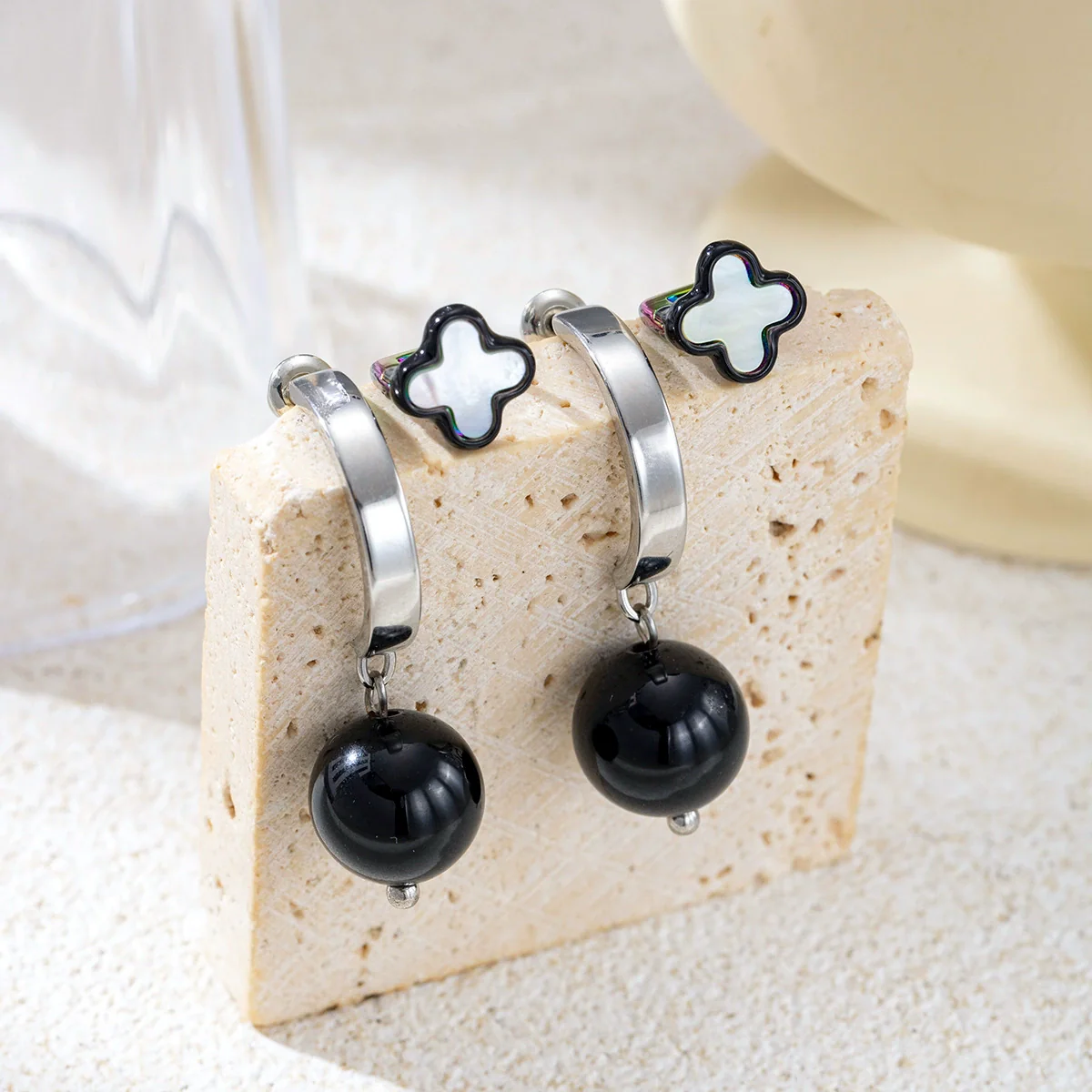 Wholesale Stainless Steel Electroplated Heart Star Geometric Earrings For Women - Image 2