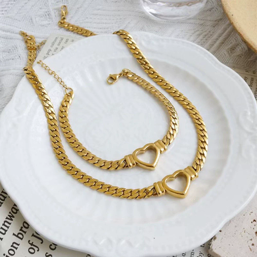 Wholesale Stainless Steel Electroplated Hollow Heartshaped Geometric Simple Unisex Bracelet Necklace - Image 3