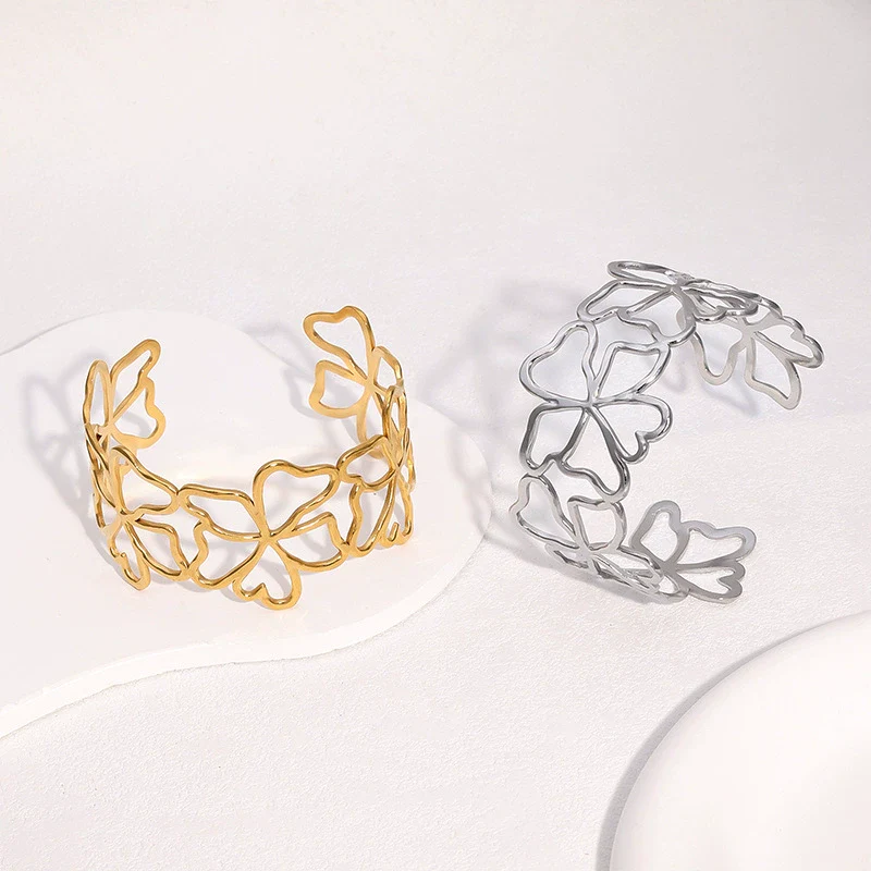 Wholesale Stainless Steel Electroplated Open Bracelet With Hollow Flower Design Simple Style Accessories
