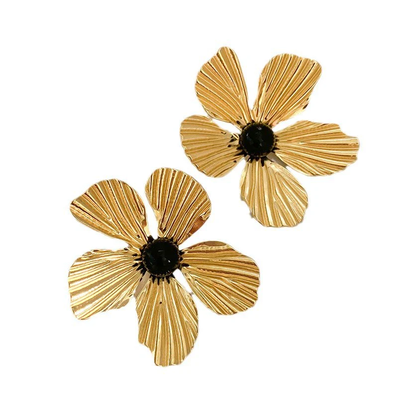 Wholesale Stainless Steel Flower Earrings Electroplated For Women Fashion Style - Image 4