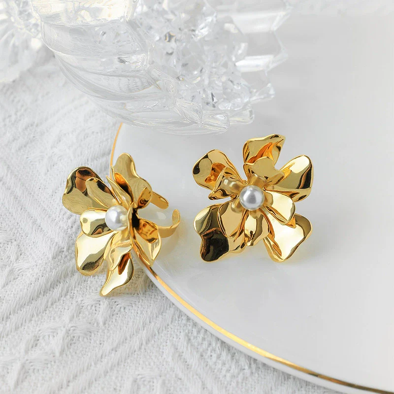 Wholesale Stainless Steel Flower Open Ring For Women Electroplated Heavy Industry Style - Image 2