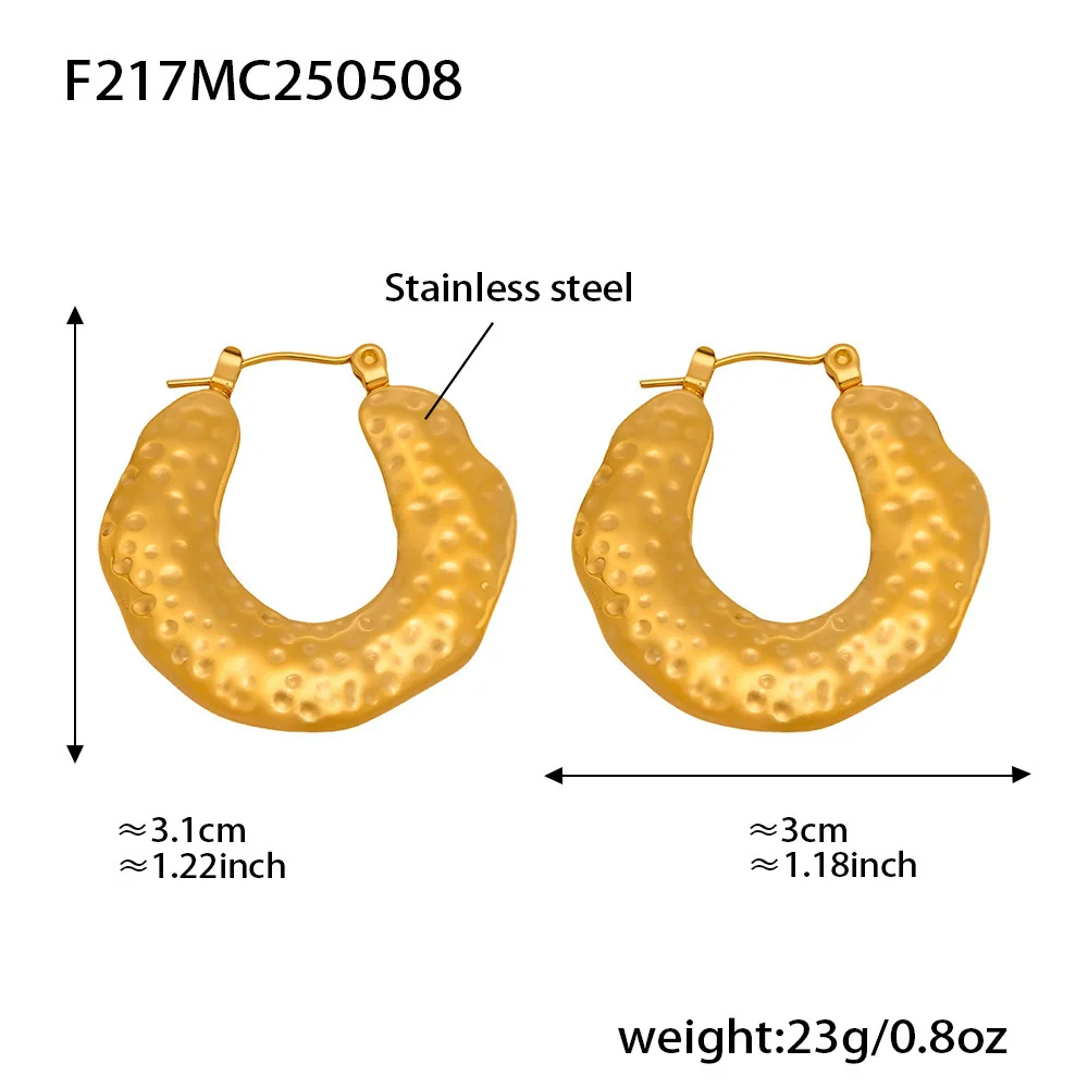 Wholesale Stainless Steel Geometric Dot Hammer Pattern Electroplated Ushaped Cut Out Asymmetrical Earrings For Women - Image 6