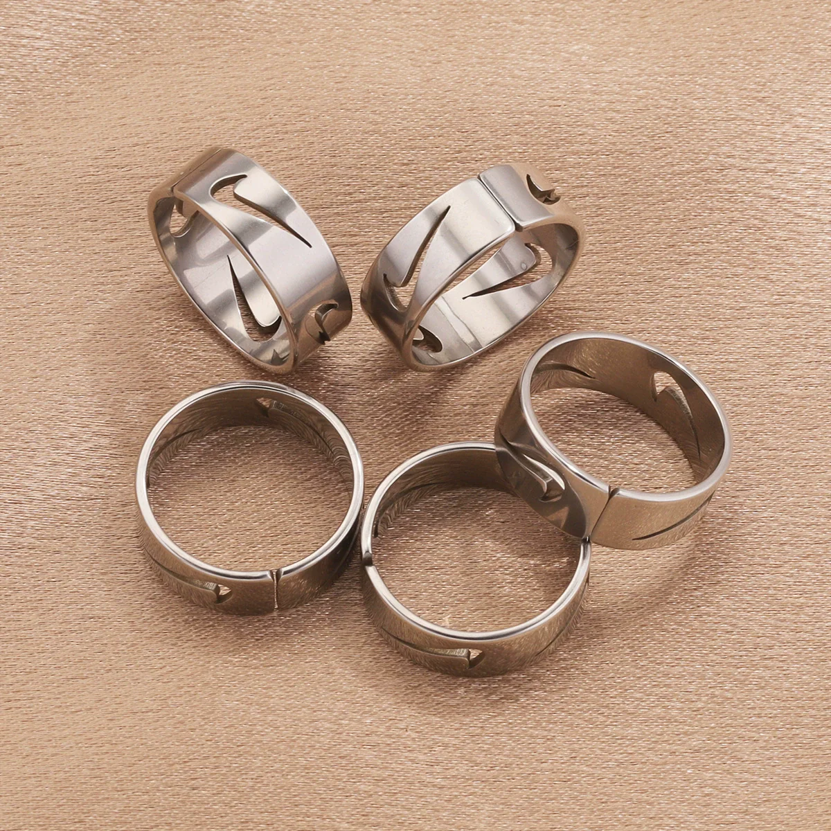 Wholesale Stainless Steel Geometric Open Hook Ring Jewelry With Electroplating Treatment Simple Style Unisex - Image 3