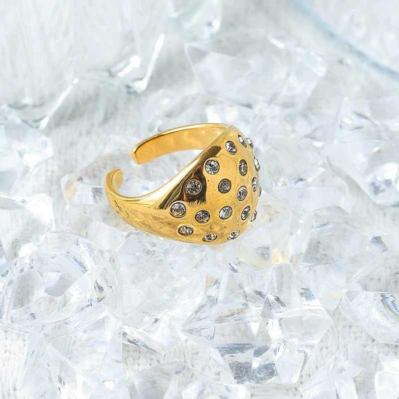 Wholesale Stainless Steel Geometric Oval Bubble Opening Exaggerated Retro Zircon Dome Ring For Women With Electroplating - Image 7