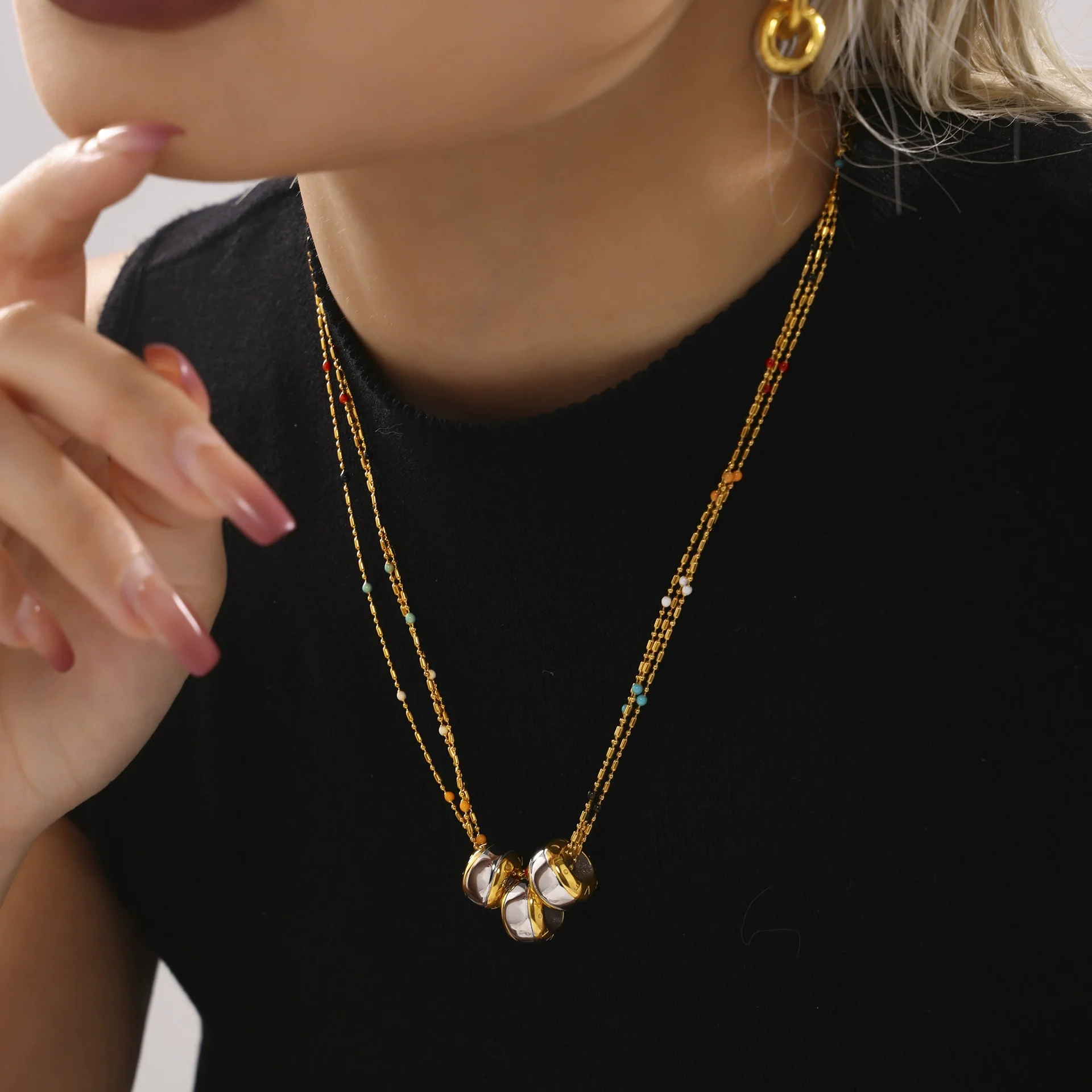 Wholesale Stainless Steel Geometric Pattern Light Luxury Pendant Multi Layer Rice Bead Necklace With Brushed And Electroplated Treatment For Women - Image 2